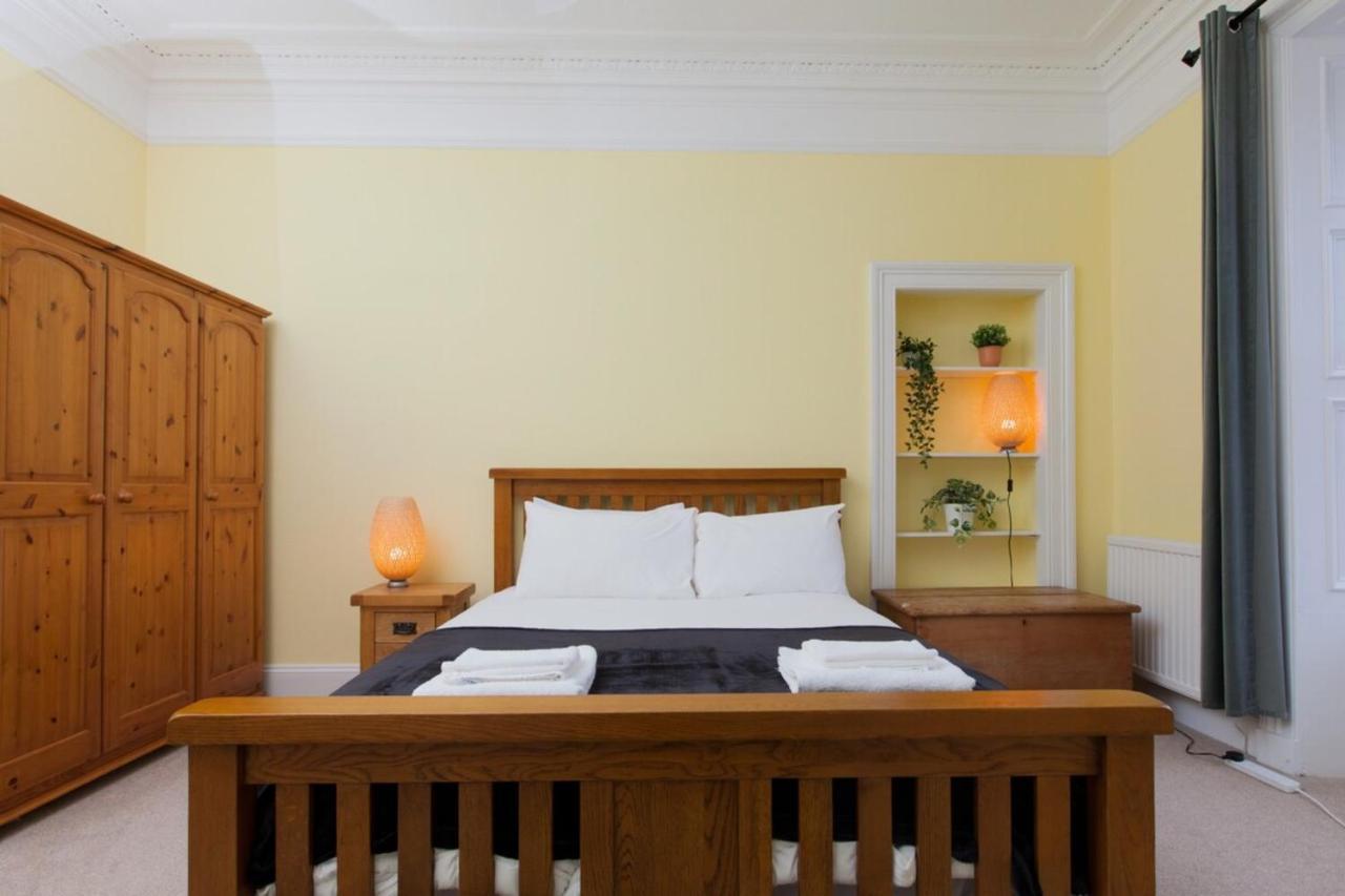Elegant Traditional Edinburgh City Centre Flat Eksteriør bilde